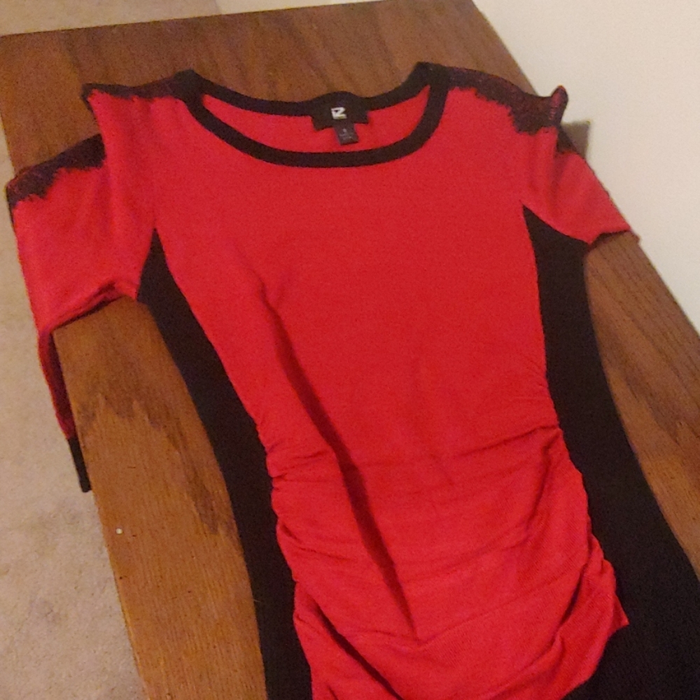 Top - Picture 2 of 4